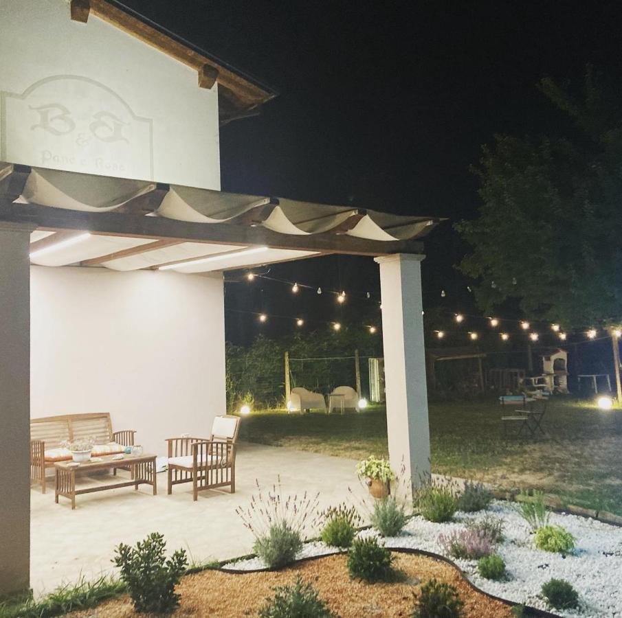B&B Pane E Rose 산미니아토 외부 사진