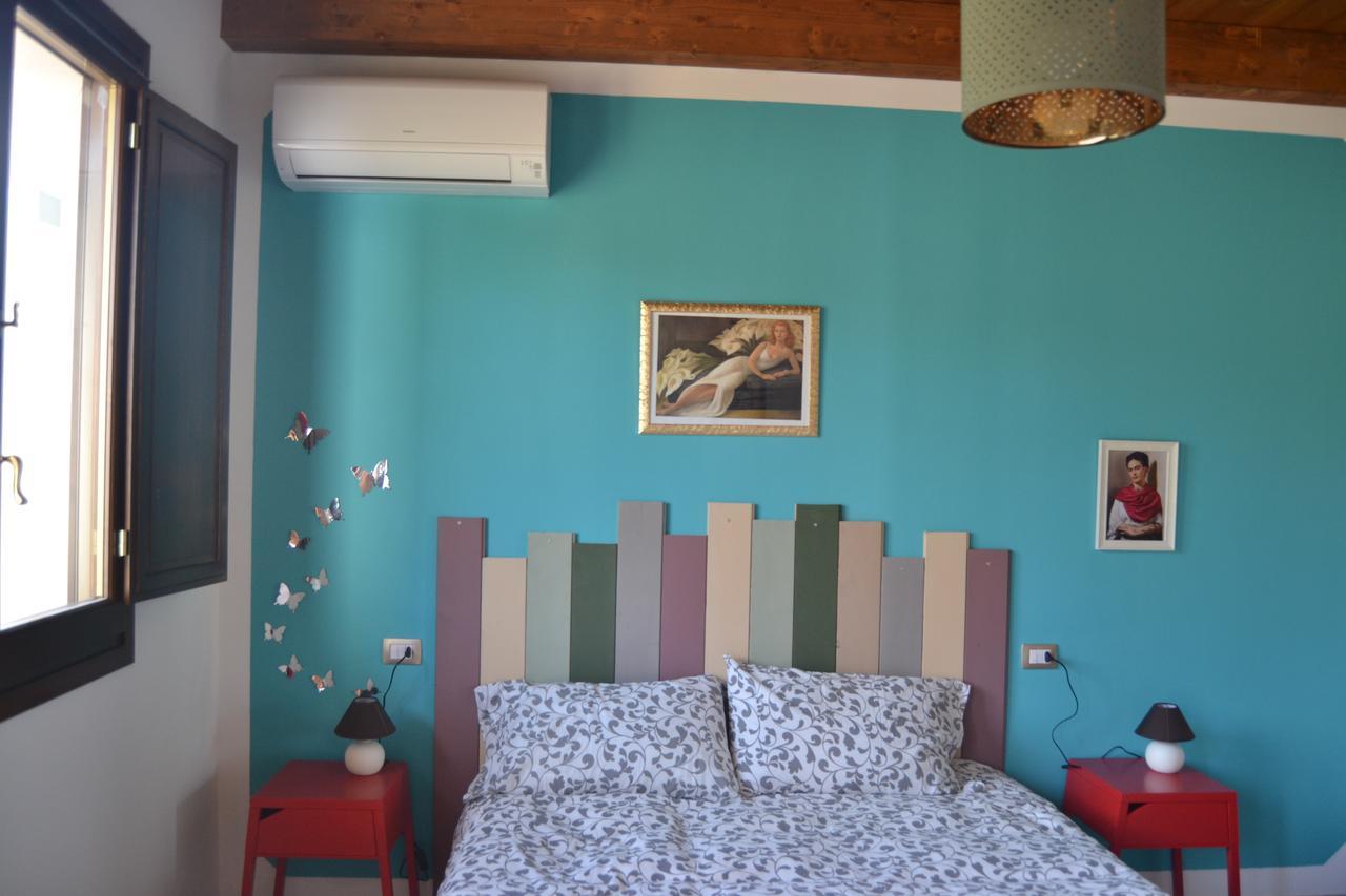 B&B Pane E Rose 산미니아토 외부 사진